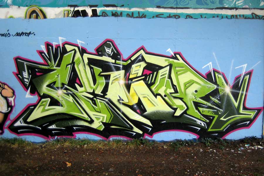 Graffiti Writer SEMOR piece 2002